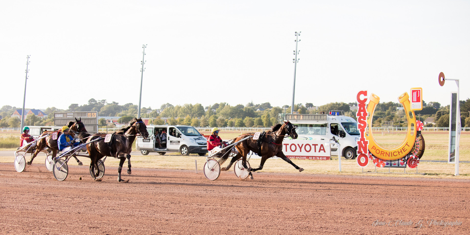 Arrivé trot hippodrome de Pornichet